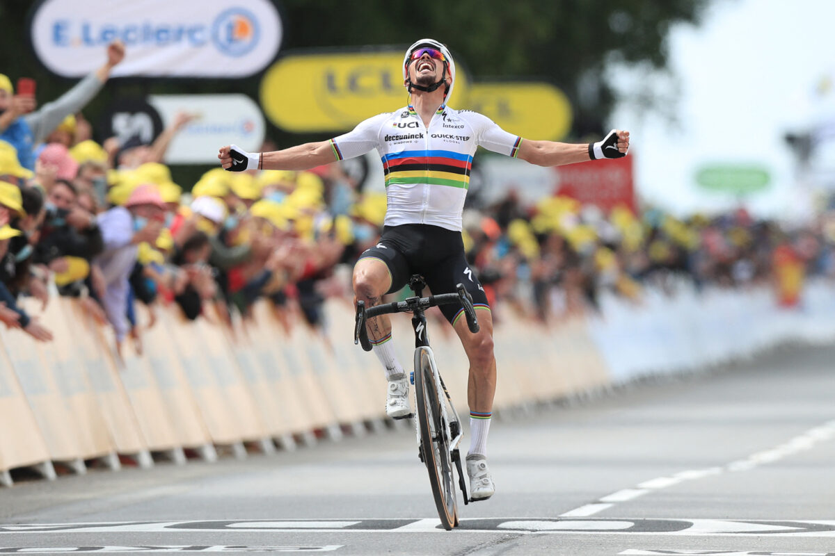 Alaphilippe gana la primera etapa del Tour de Francia
