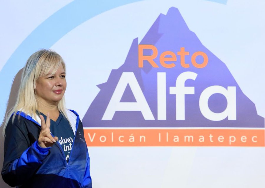 Alfa Karina Arrué pone su vista de nuevo en el Monte Everest