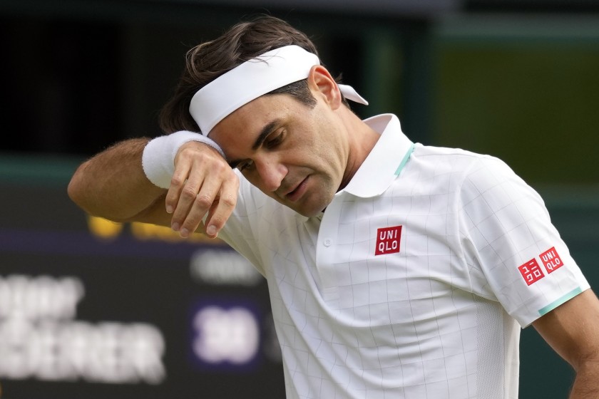 Tenista Roger Federer mantiene en suspenso su regreso a las pistas