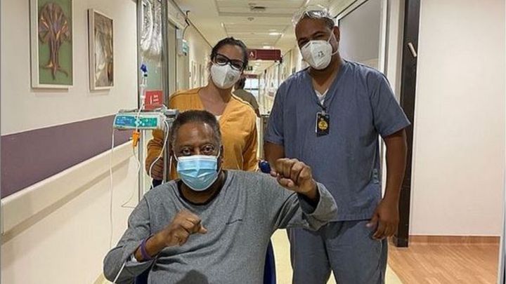 Pelé asegura que está “cada día mejor”