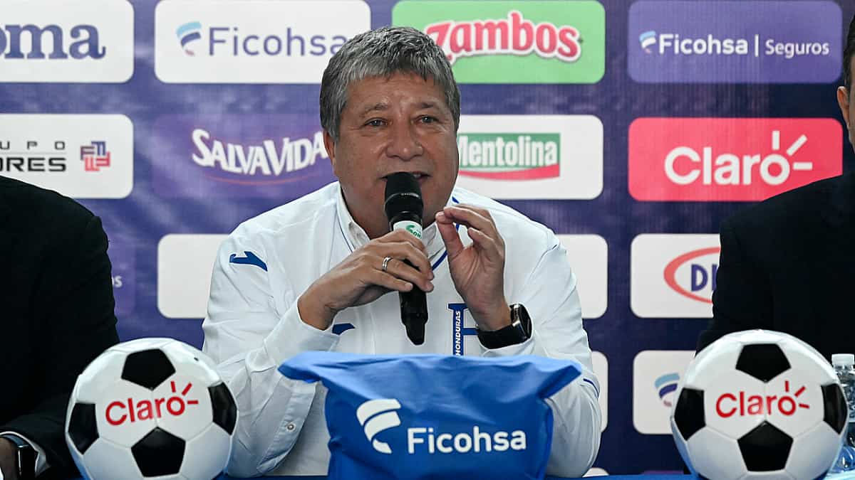 Hernán “Bolillo” Gómez tomó las riendas de la selección de Honduras