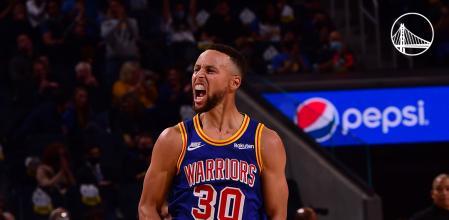 Curry emula a Jordan y lidera triunfo de los Warriors