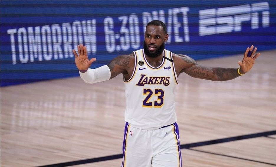 Nike y Epic Games toman participación en empresa de LeBron James