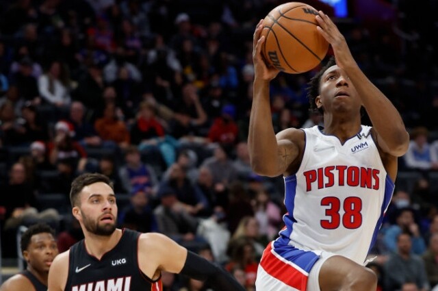 Pistons rompen racha de 14 derrotas seguidas