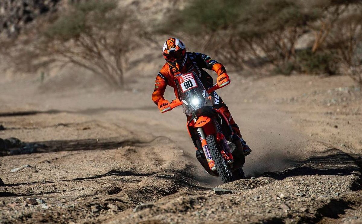 Petrucci y Lategan se estrenan como ganadores de etapa en el Dakar