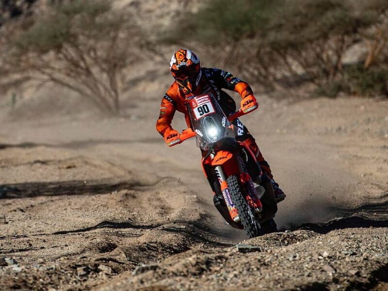 Petrucci y Lategan se estrenan como ganadores de etapa en el Dakar