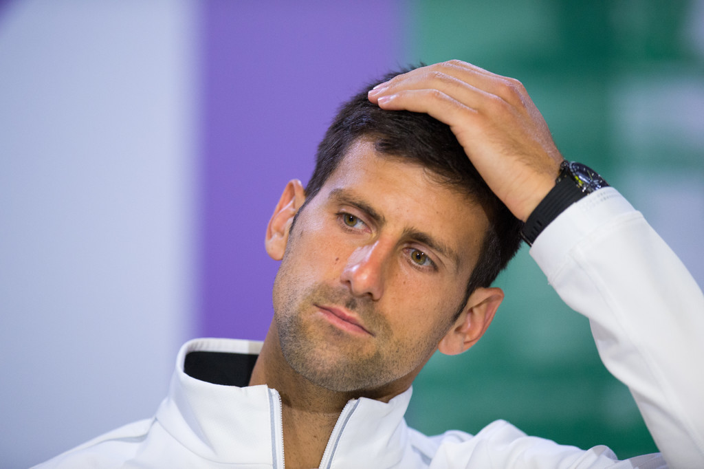 Djokovic admite “errores” en su batalla por evitar la deportación de Australia