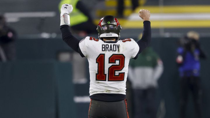 Brady inicia camino rumbo a su 8.º Super Bowl