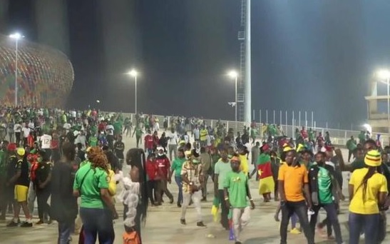 Camerún investiga avalancha mortal en la Copa Africana