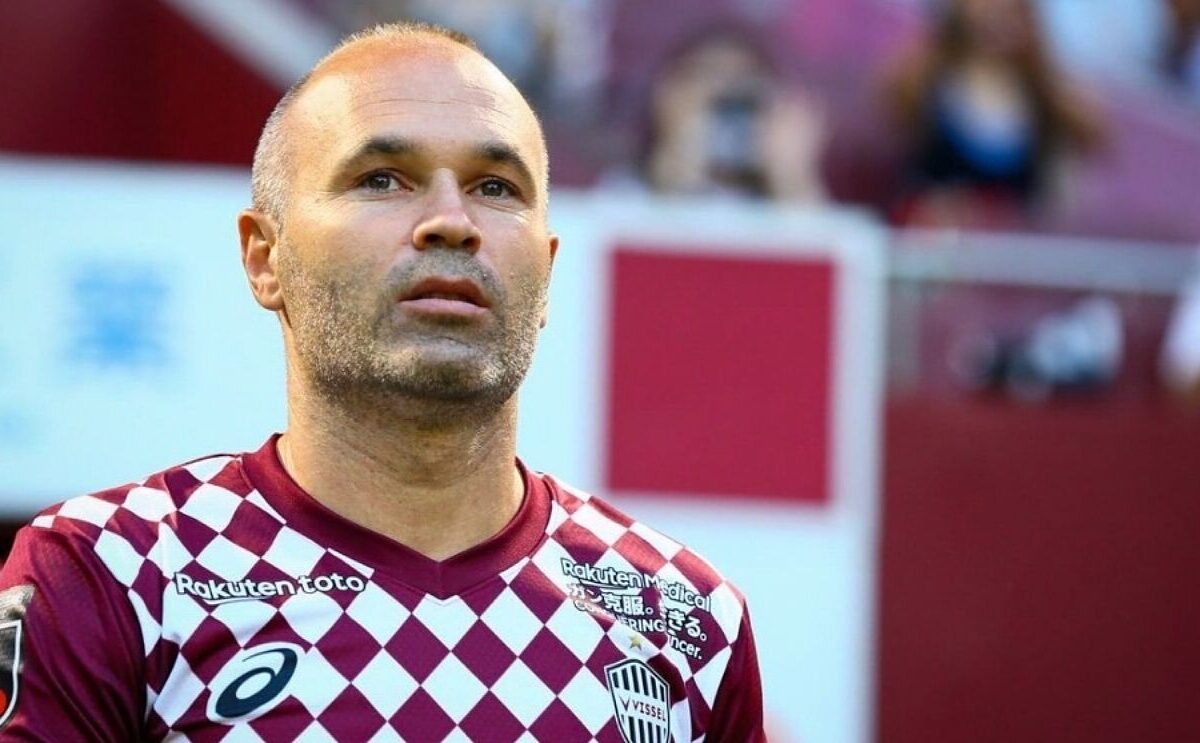 El Vissel Kobe inicia una colecta para hacer una estatua a Iniesta