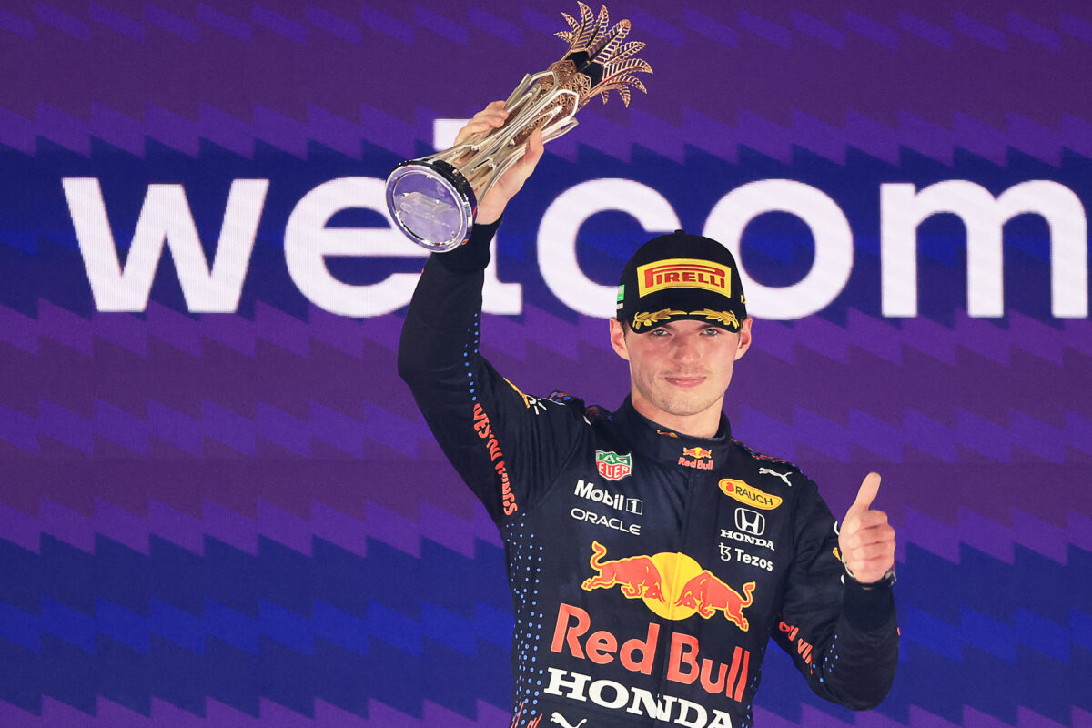 Max Verstappen renueva su contrato con Red Bull hasta 2028