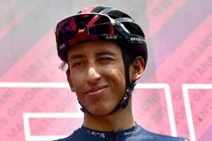 Egan Bernal vuelve a la ruta dos meses después de accidente￼