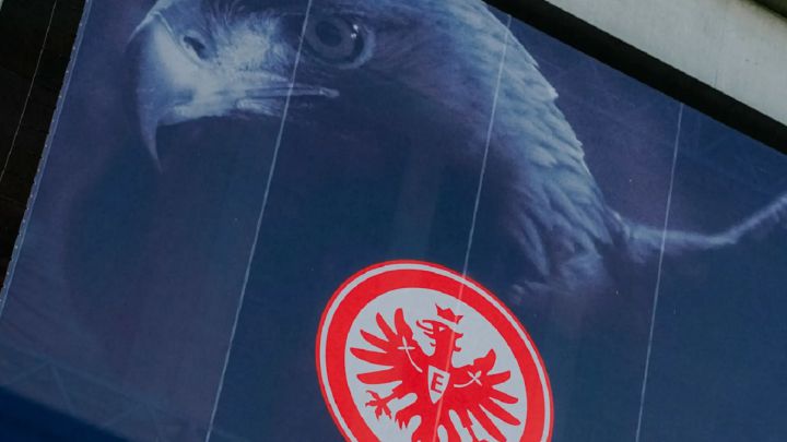  Eintracht Fráncfort rompió su patrocinio con empresa informática rusa