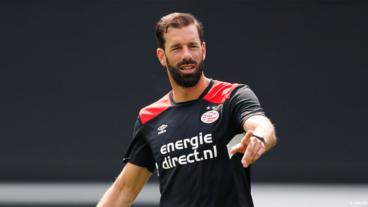 Van Nistelrooy nuevo técnico del PSV Eindhoven￼