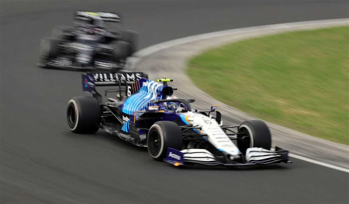 Albon es penalizado con tres puestos en la parrilla del GP de Australia￼