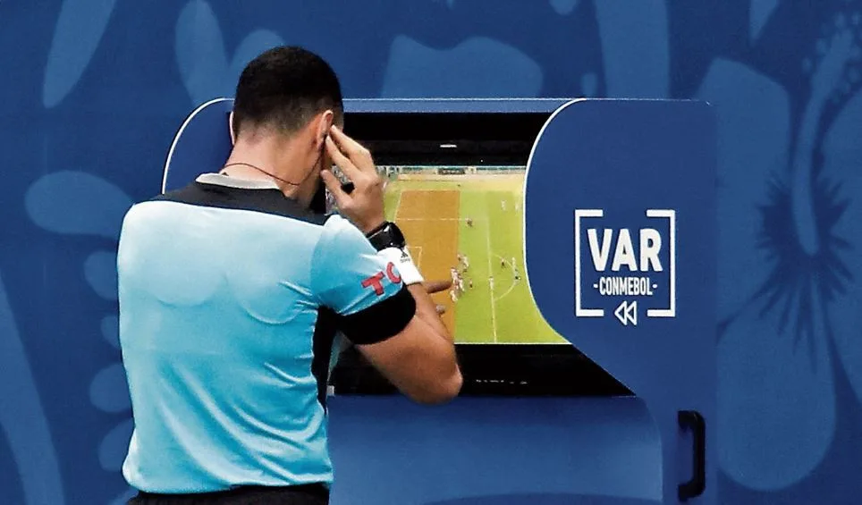 El VAR llega esta semana al fútbol argentino￼