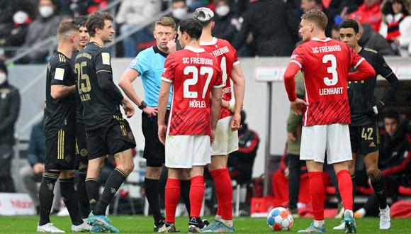 Bayern podría perder puntos por jugar con 12 futbolistas