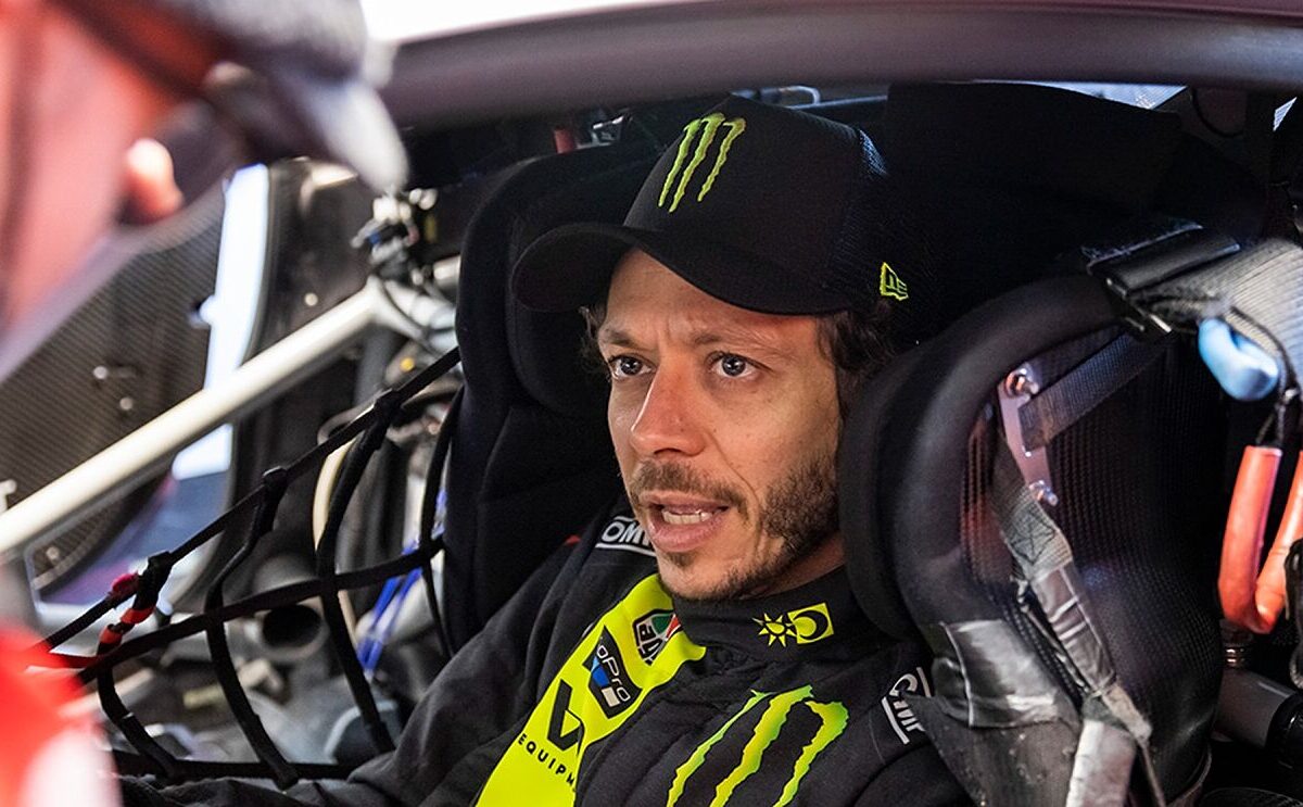 Valentino Rossi terminó 17.º en su primera carrera en GT￼