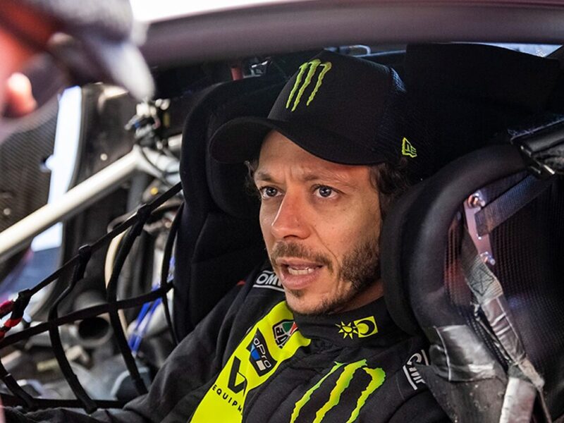 Valentino Rossi terminó 17.º en su primera carrera en GT￼