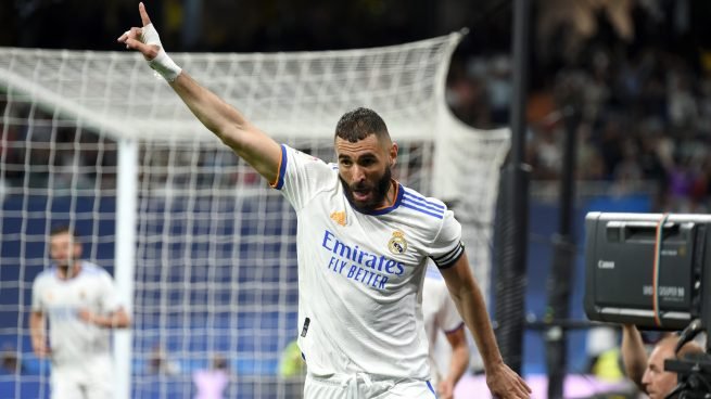 Benzema iguala con Raúl como segundo goleador histórico del Real Madrid￼