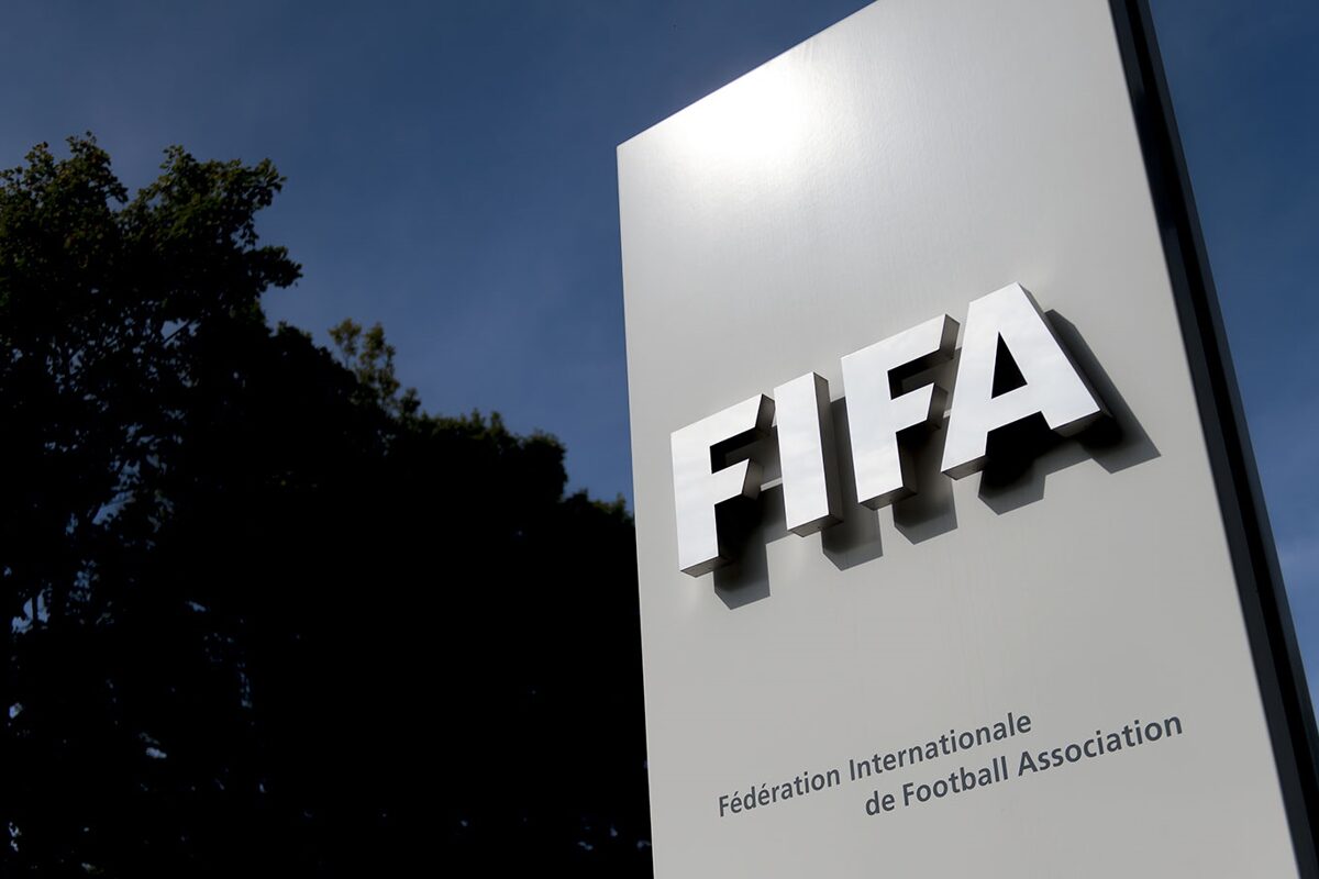 FIFA investiga a cuatro oficiales gaboneses sospechosos de agresión sexual a menores￼