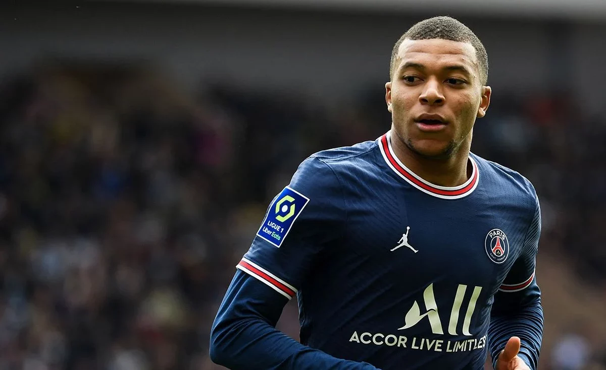 Nuevo ‘caso Mbappé’ hace temblar los cimientos del PSG￼