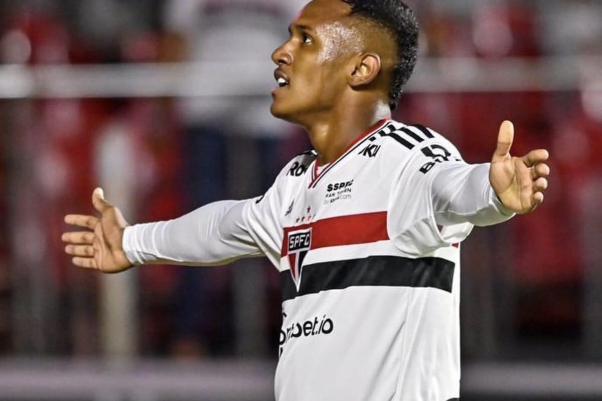 Joven delantero brasileño Marquinhos fichó por el Arsenal￼