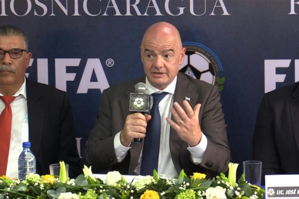 Presidente de FIFA visitó Nicaragua y promete apoyo para desarrollo del fútbol￼