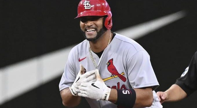 Rasmussen coquetea con juego perfecto y Pujols avanza en su meta de 700 jonrones￼