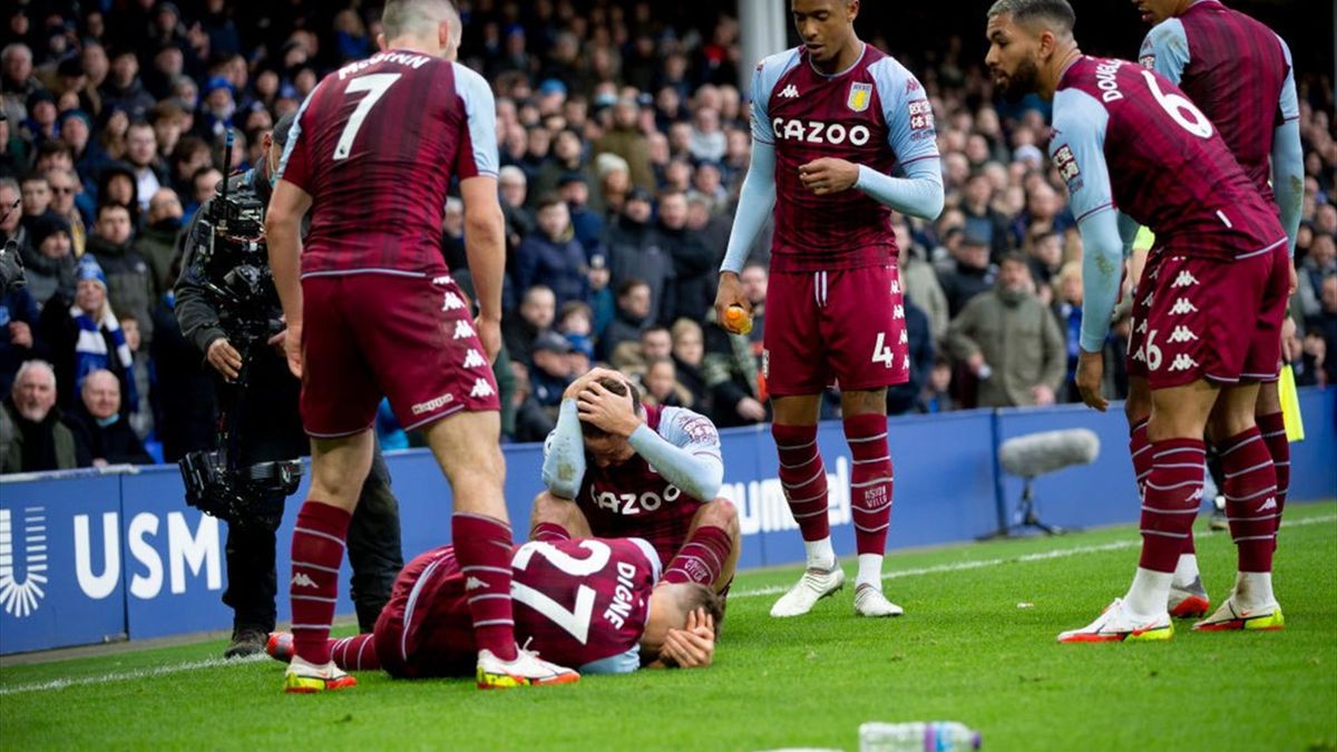 Disturbios y violencia al alza en los estadios del fútbol inglés￼