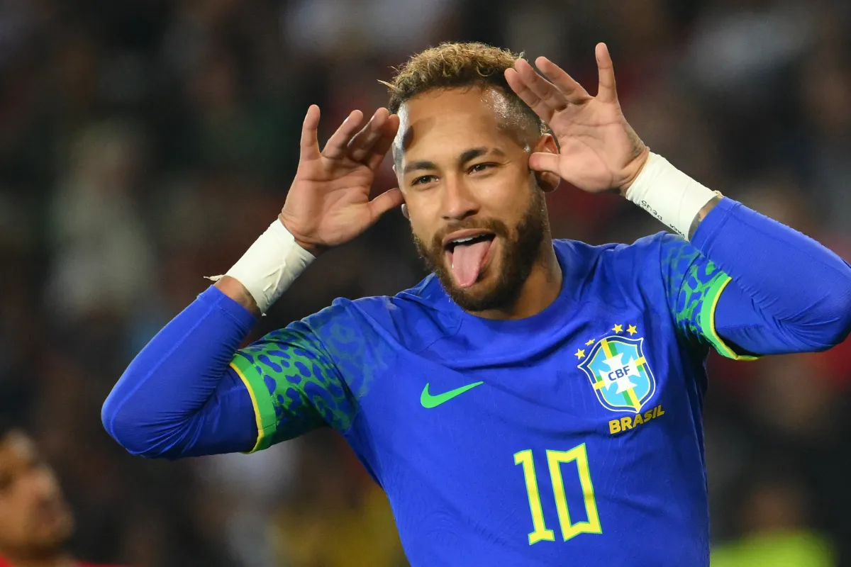 Neymar apoya la reelección de Bolsonaro en Brasil￼