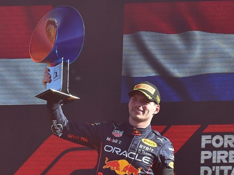 Verstappen por récord de victorias￼