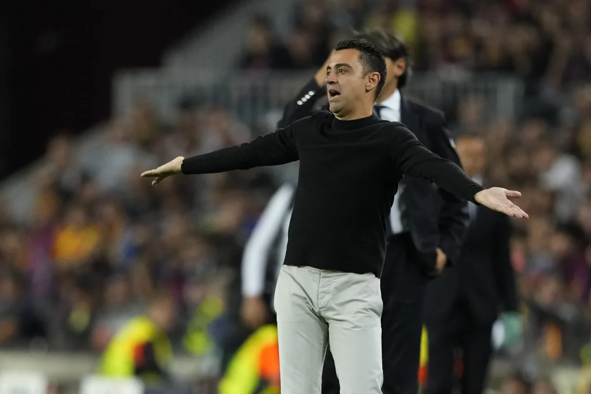 Xavi dice que no hay favoritos para el Clásico