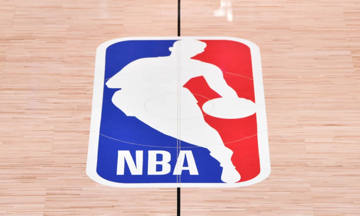 NBA y sindicato retrasan fecha límite de exclusión de contrato laboral hasta febrero