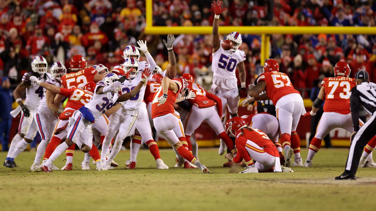 Los Chiefs avanzan a playoffs en la NFL