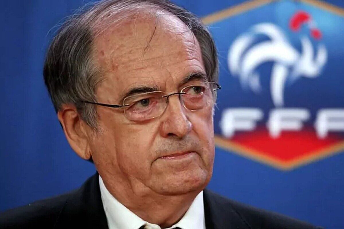 Denuncian comportamiento sexista de presidente del fútbol francés