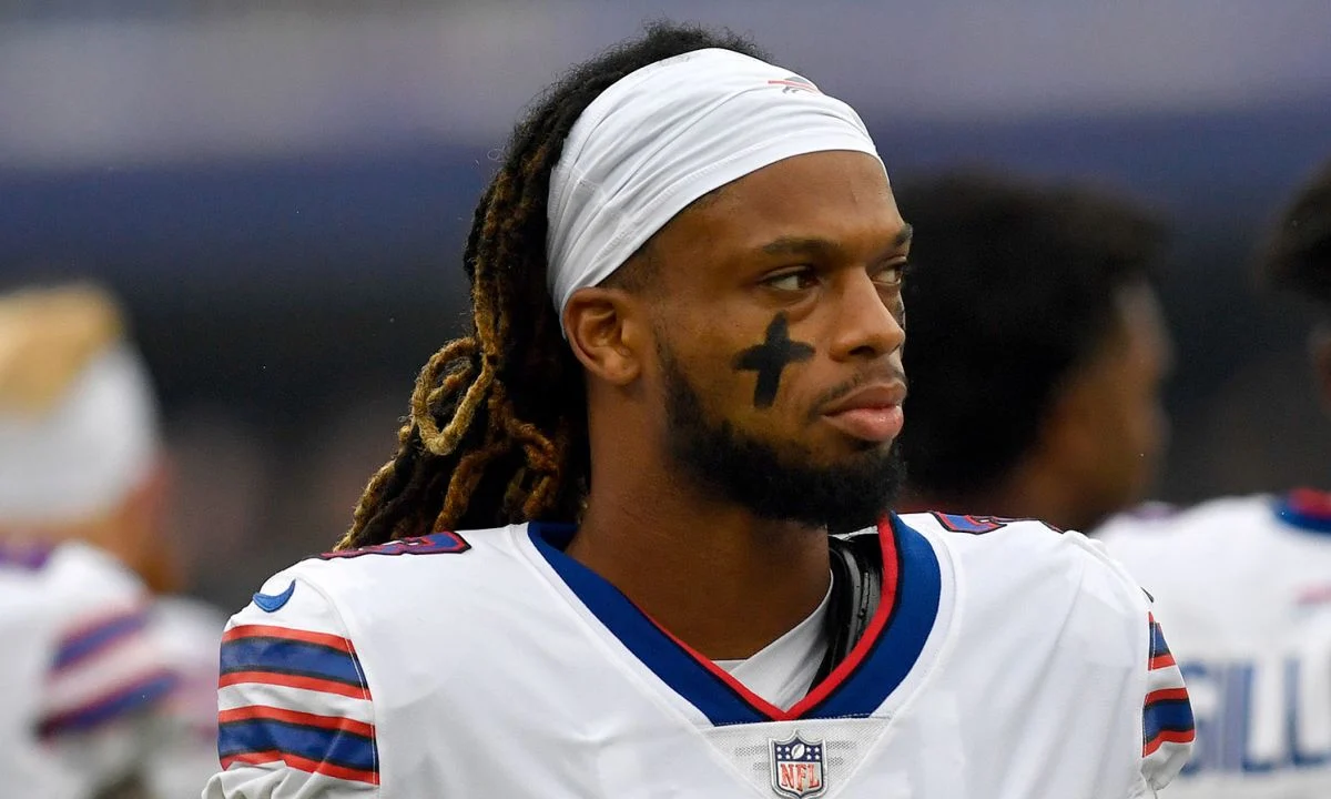 Damar Hamlin con “signos de mejora”