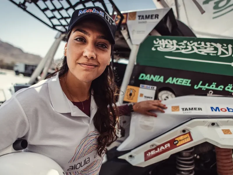 Ser mujer saudita y pilotar en el Dakar es «un mensaje en sí mismo»