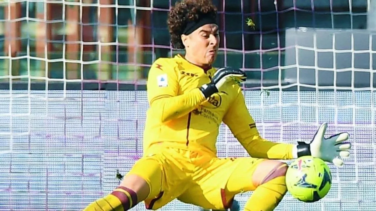 Memo Ochoa se luce en su debut con la Salernitana