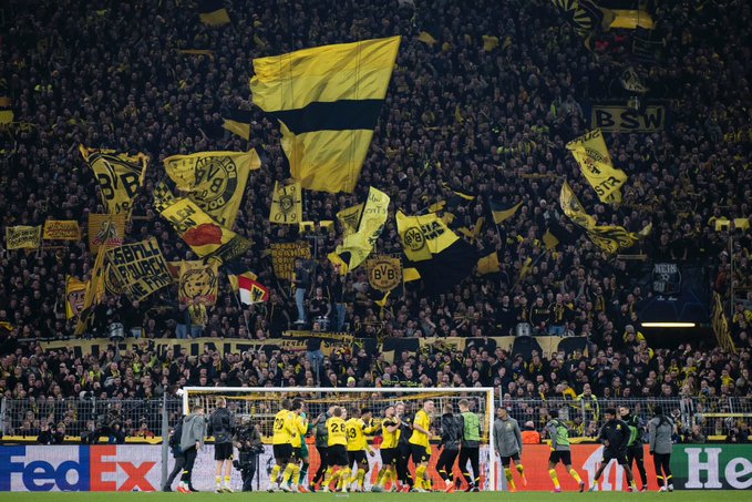 Dortmund toma ventaja ante Chelsea en Champions