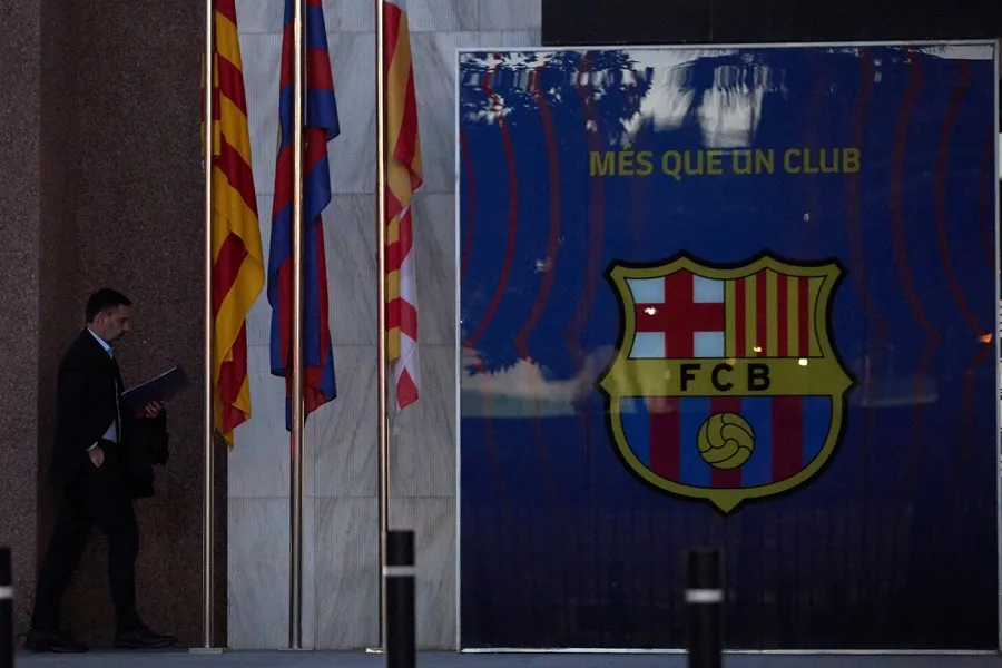 UEFA abre investigación al Barcelona por caso Negreira