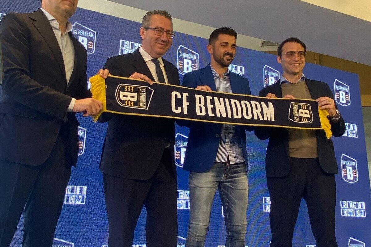 David Villa adquiere el CF Benidorm