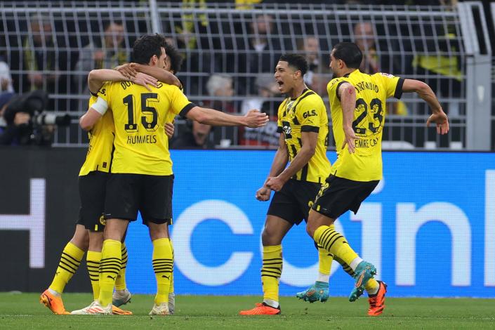 Dortmund se apodera del liderato de la Bundesliga