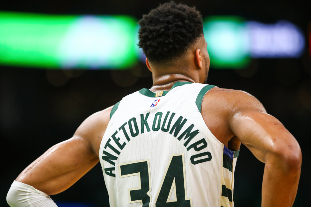 «No hay fracasos en el deporte», dice Antetokounmpo