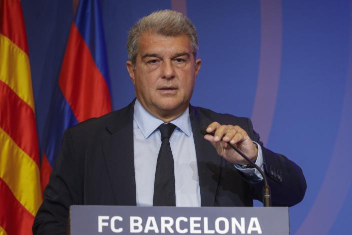 Laporta pidió a los aficionados apoyo para ganar LaLiga