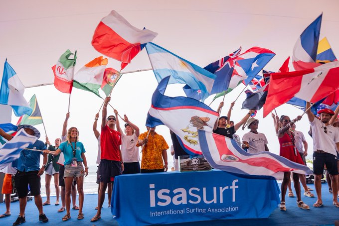 El Salvador recibirá los torneos de surf más importantes del mundo