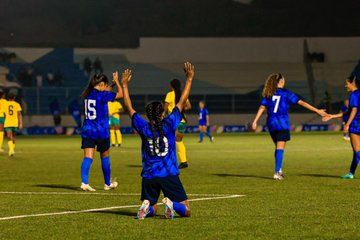 Selecta femenina arrancó con goleada sobre Jamaica