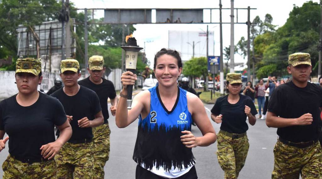 El imponente Fuego Centroamericano y del Caribe listo para un último recorrido