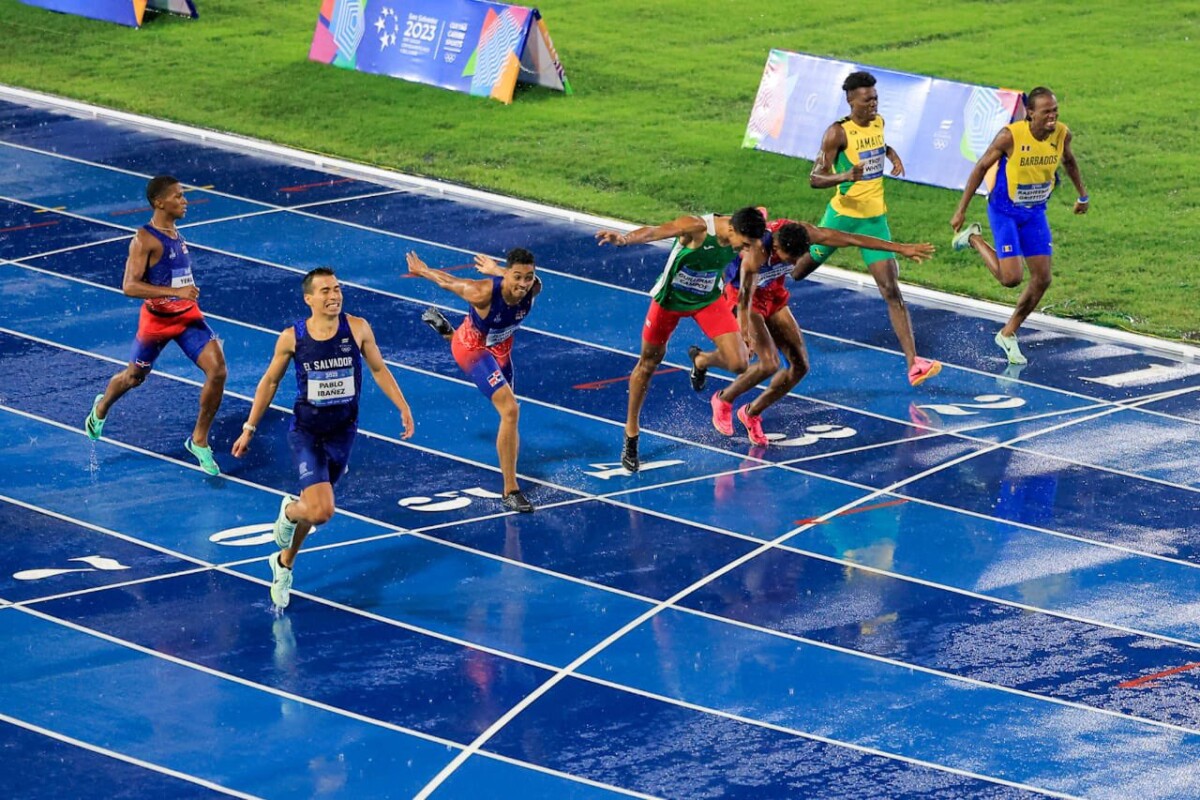 Pablo Ibáñez obtiene un oro histórico para el atletismo salvadoreño