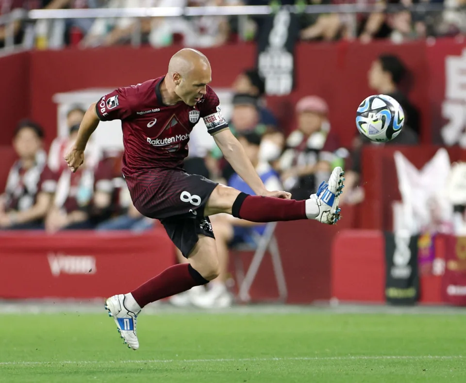 Iniesta se despide del Vissel Kobe